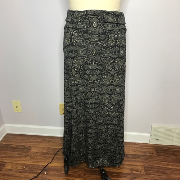 LuLaRoe Dresses & Skirts - LuLaRoe Paisley Maxi Skirt